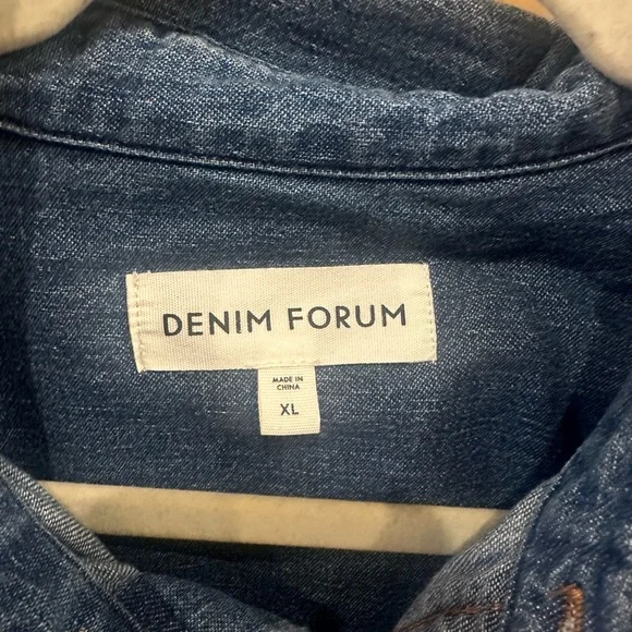 Aritzia Denim Forum 80’s Classic Button Down Shirt - Picture 2 of 5
